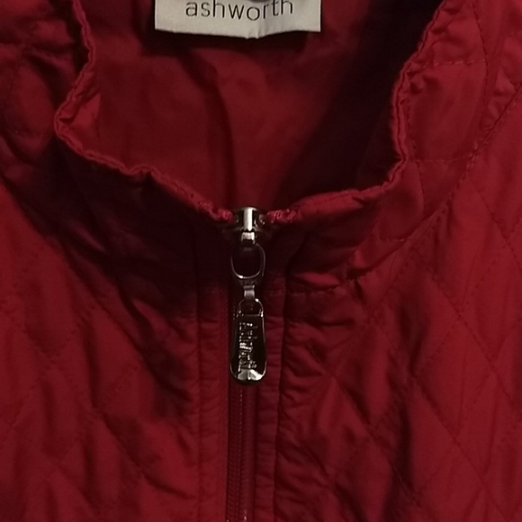 Red Quilted Vest - Picture 3 of 3